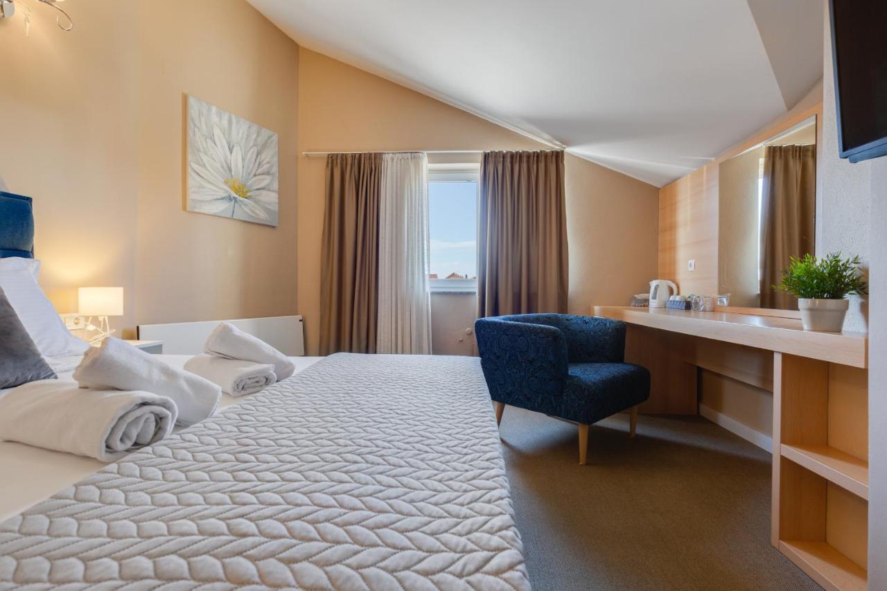 Hotel Sky 3*