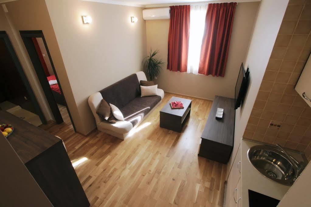 Hotel Sky